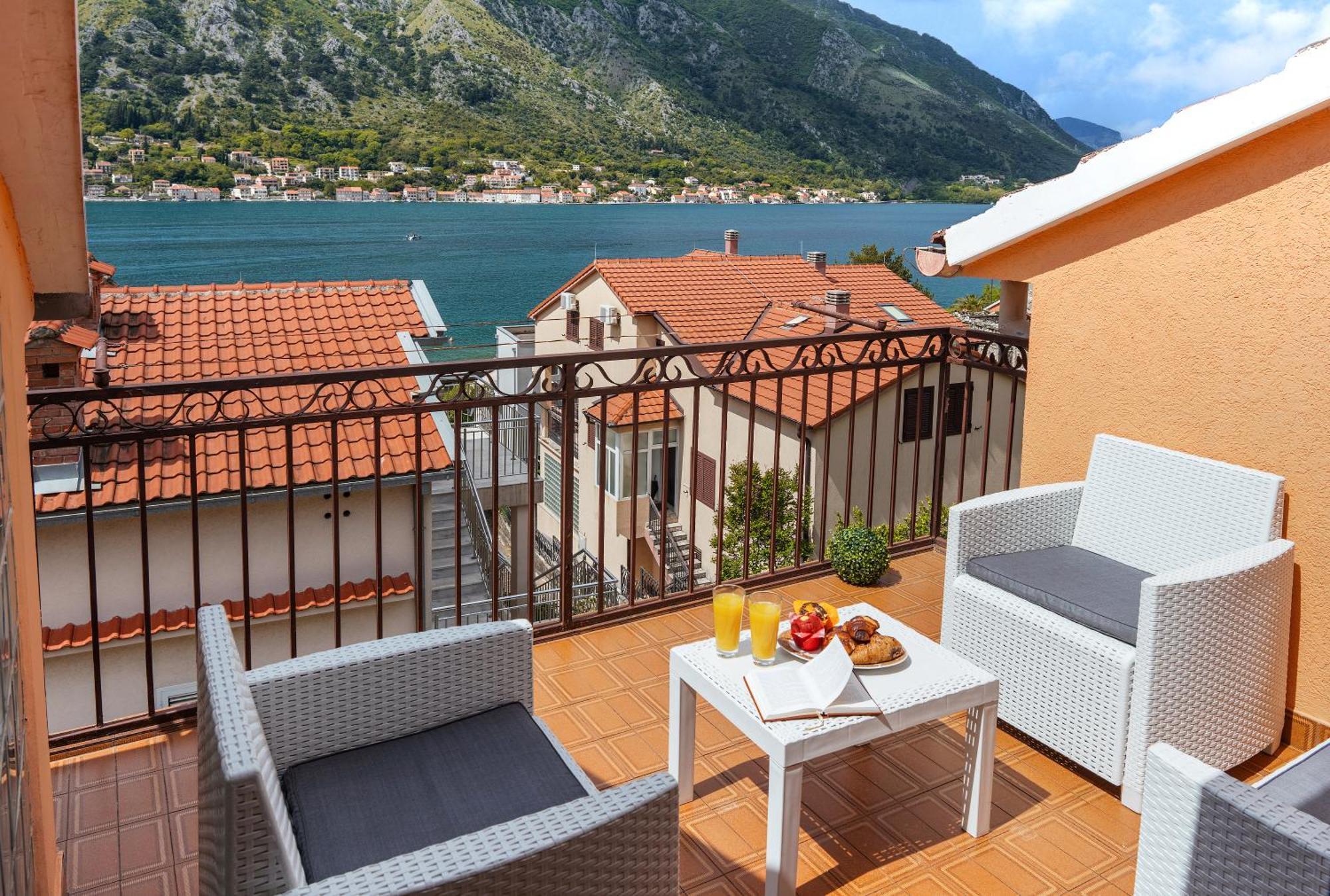 Apartment Busola Kotor Dış mekan fotoğraf