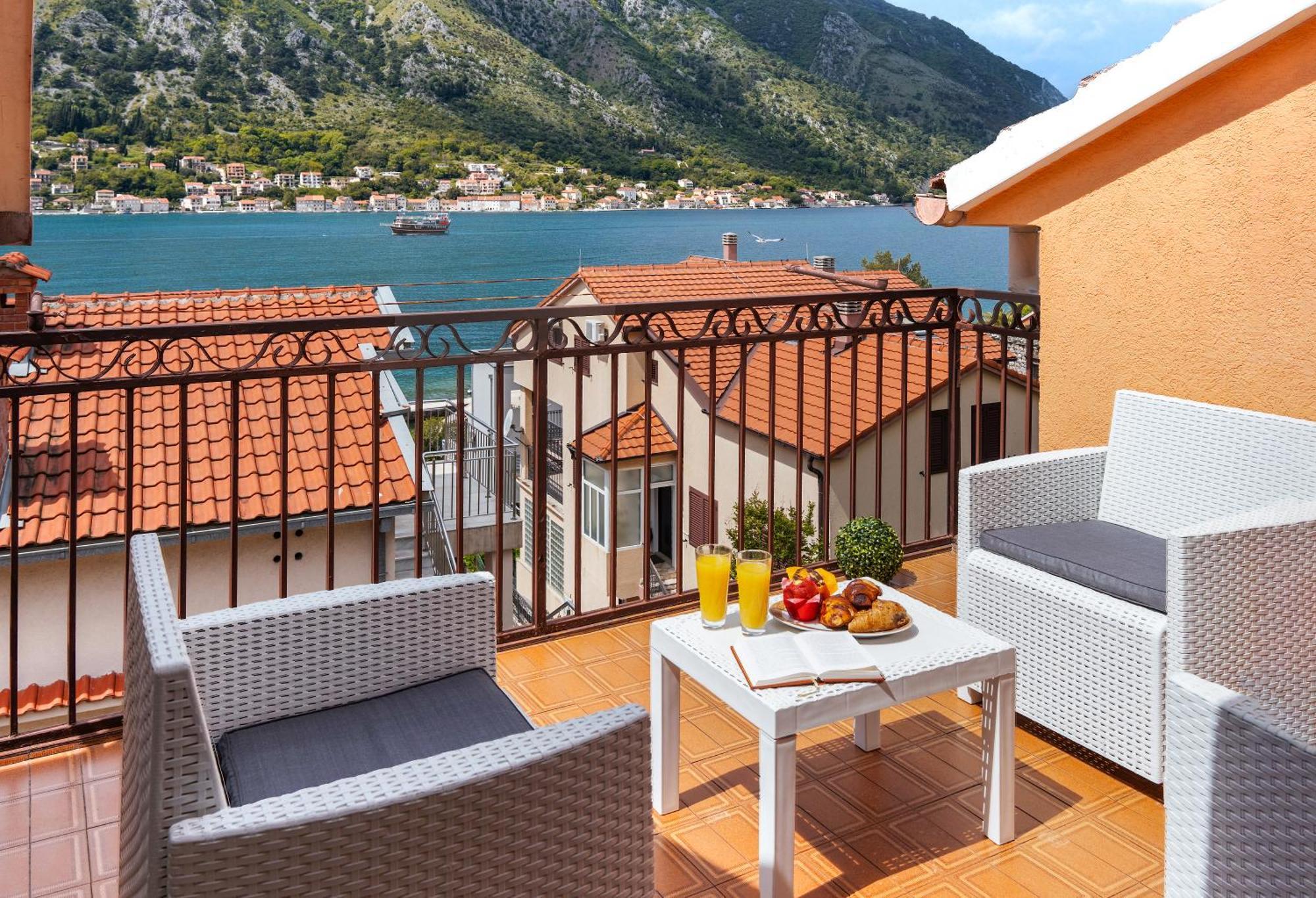 Apartment Busola Kotor Dış mekan fotoğraf